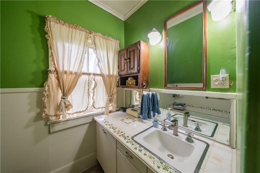 1041 Quincy Street — photo 29