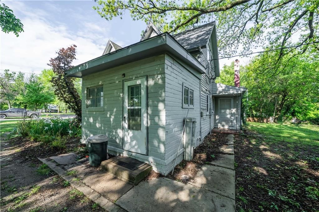 1041 Quincy Street — photo 31