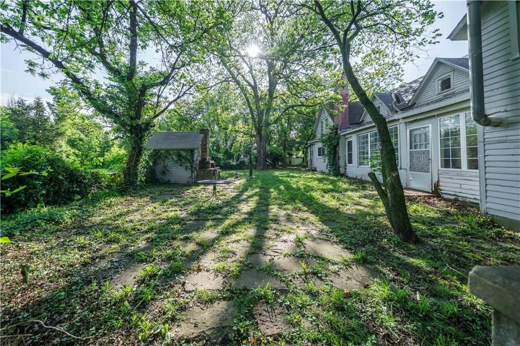 1041 Quincy Street — photo 35