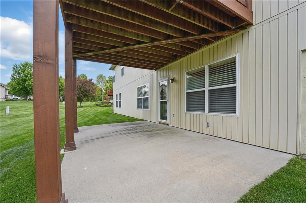 2804 S Woodbury Drive — photo 38