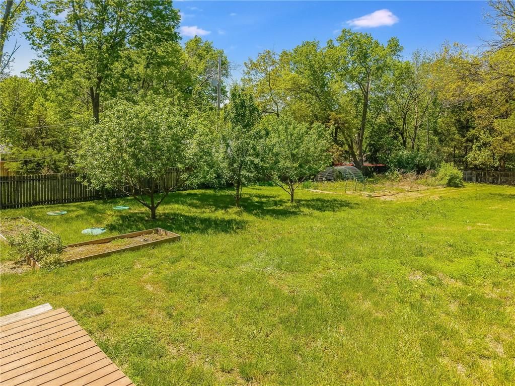 10706 Hillcrest Road — photo 5