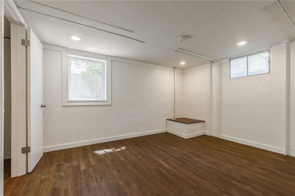 10706 Hillcrest Road — photo 41
