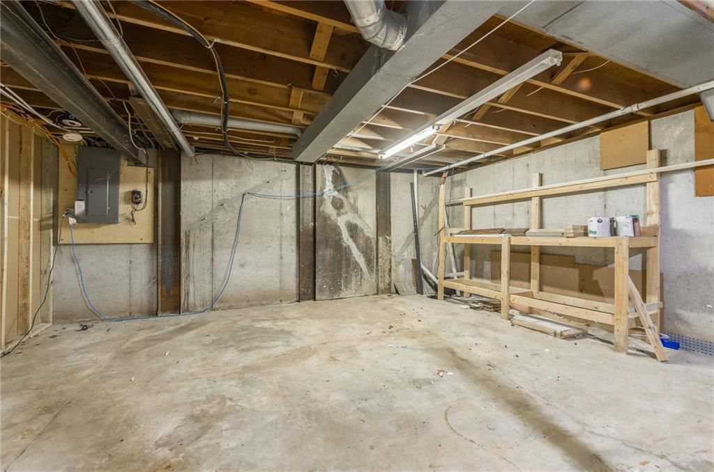 10706 Hillcrest Road — photo 46