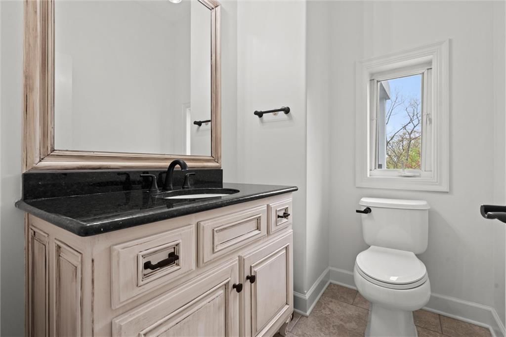 304 NW ROCKWOOD Court — photo 23