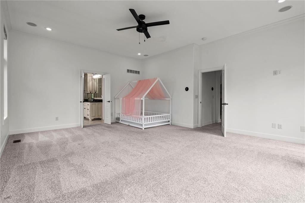 304 NW ROCKWOOD Court — photo 24