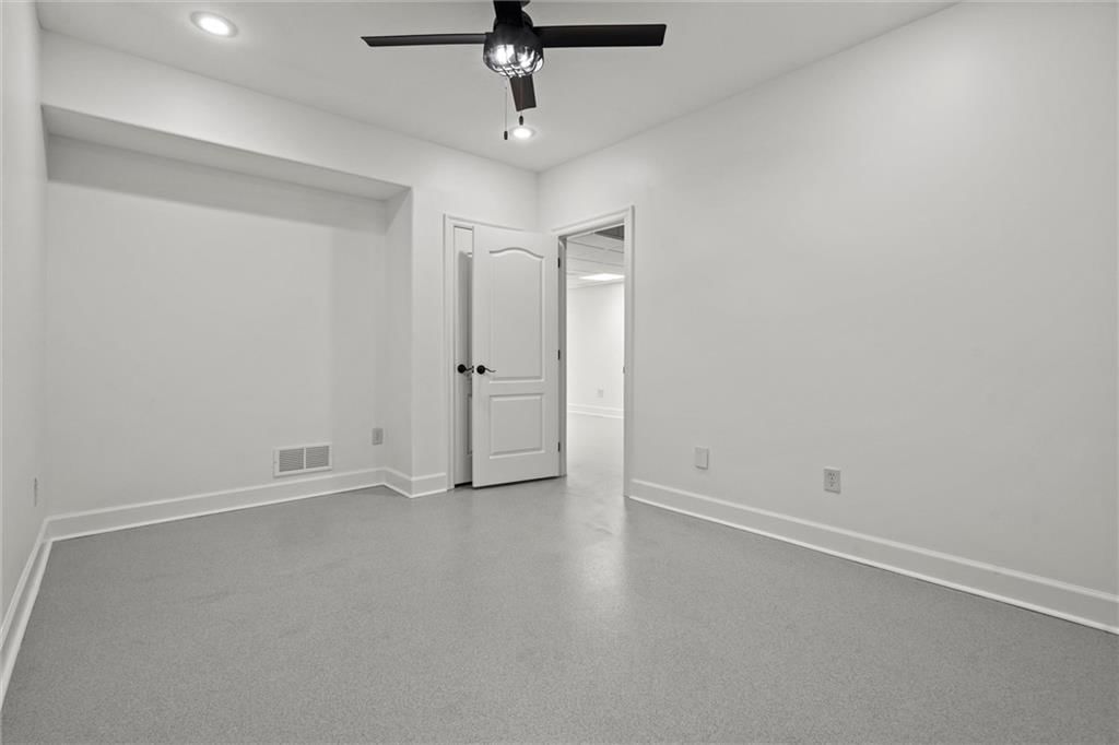304 NW ROCKWOOD Court — photo 44