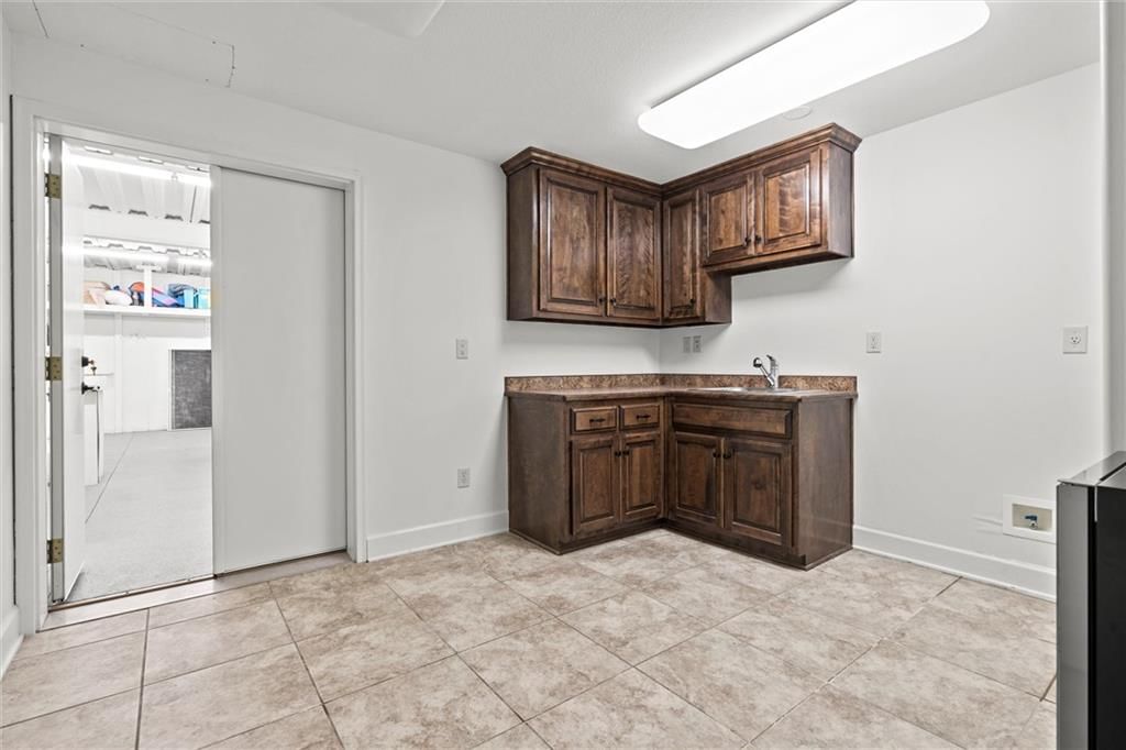 304 NW ROCKWOOD Court — photo 47