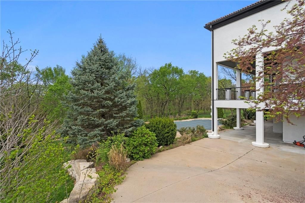 304 NW ROCKWOOD Court — photo 55