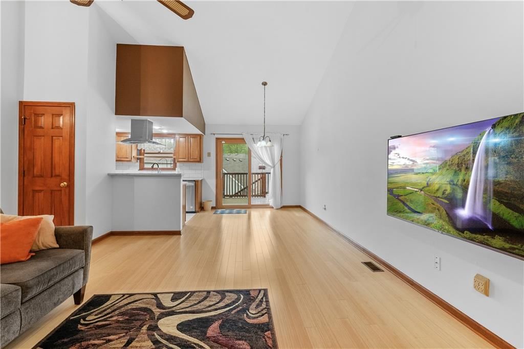 9629 N Locust Drive — photo 10