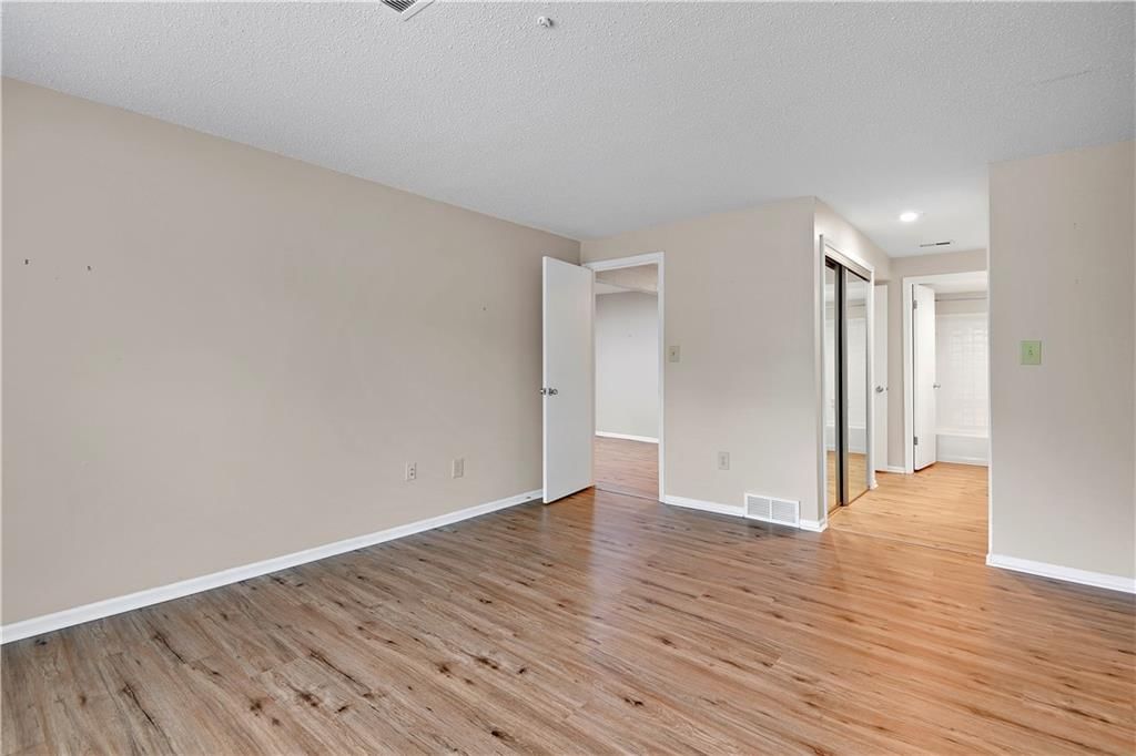 6638 W 109th Street — photo 13