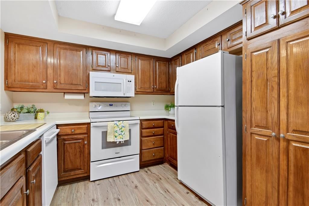 6638 W 109th Street — photo 17