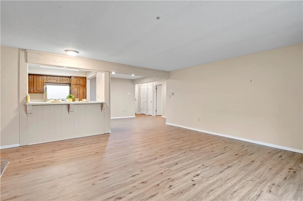 6638 W 109th Street — photo 7