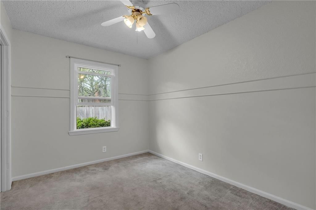 401 S Montclaire Drive — photo 22