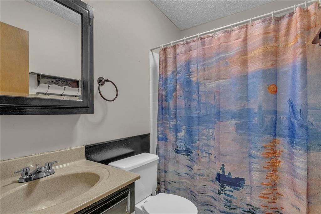 401 S Montclaire Drive — photo 26