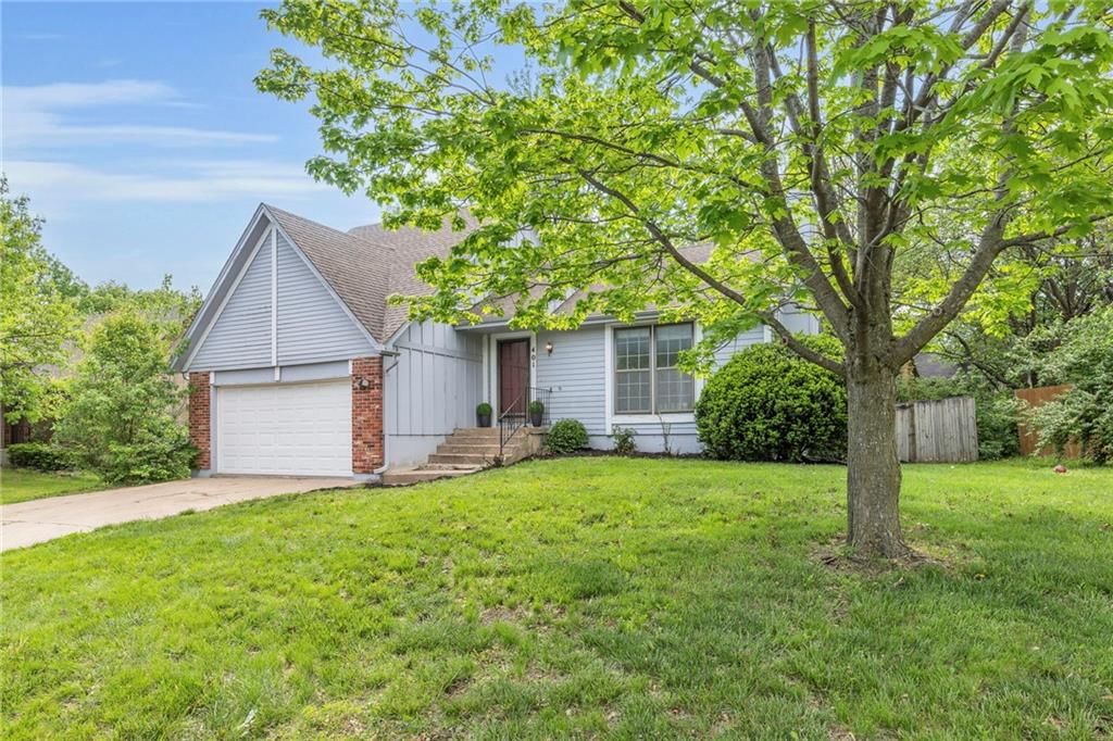 401 S Montclaire Drive — photo 4