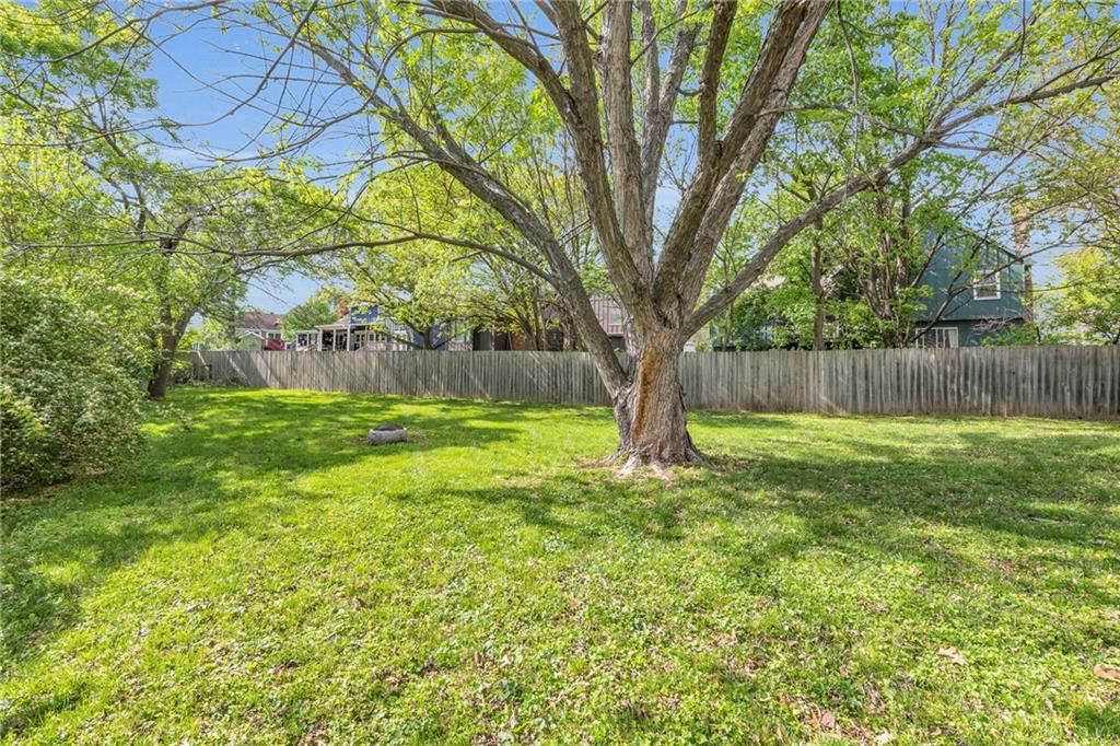 401 S Montclaire Drive — photo 31