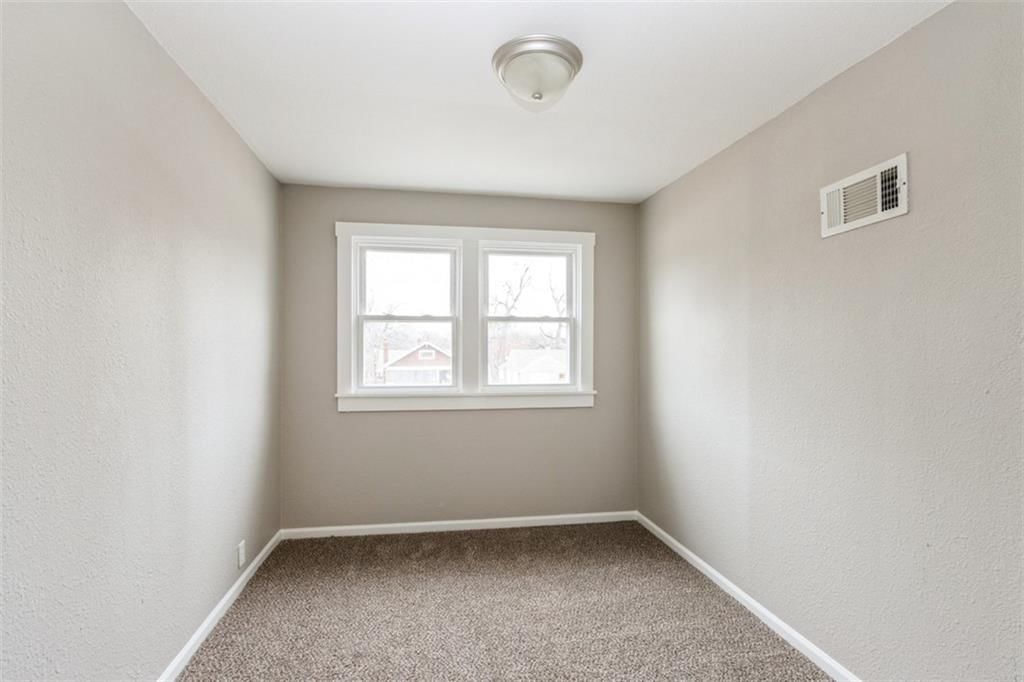 2217 E 73RD Street — photo 14