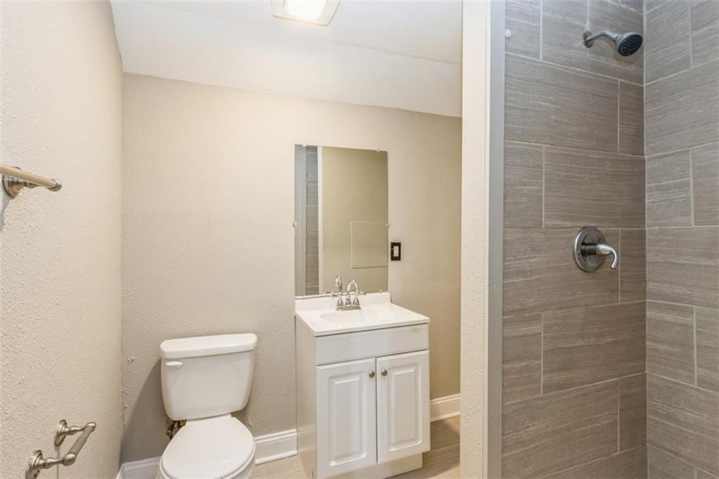 2217 E 73RD Street — photo 17