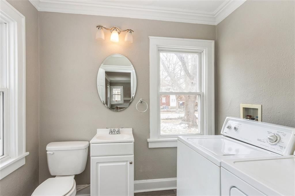 2217 E 73RD Street — photo 18
