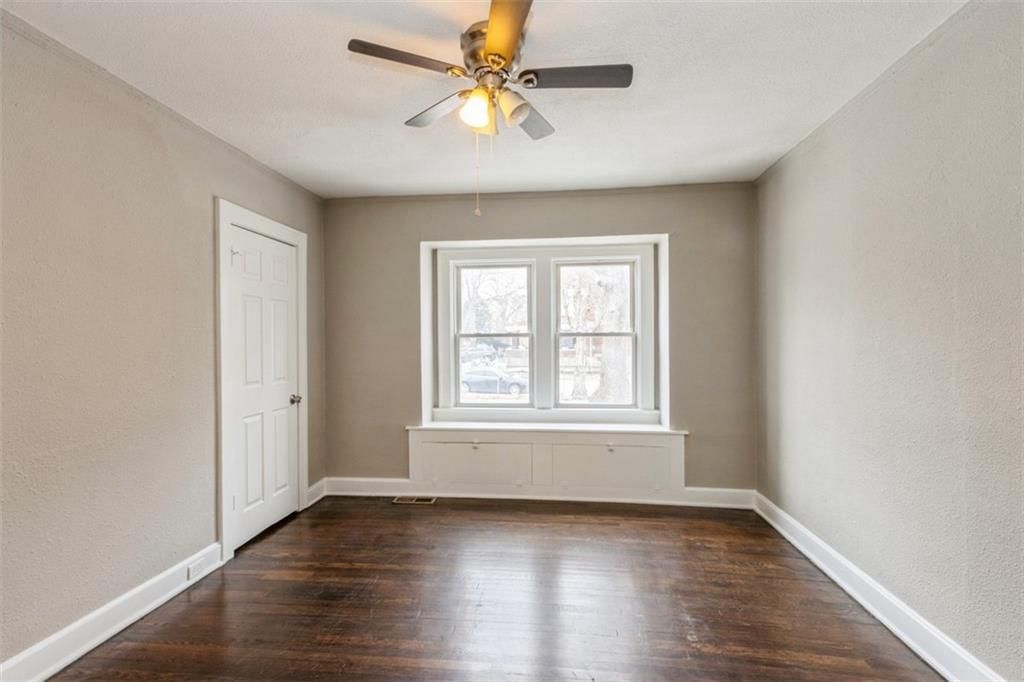 2217 E 73RD Street — photo 10