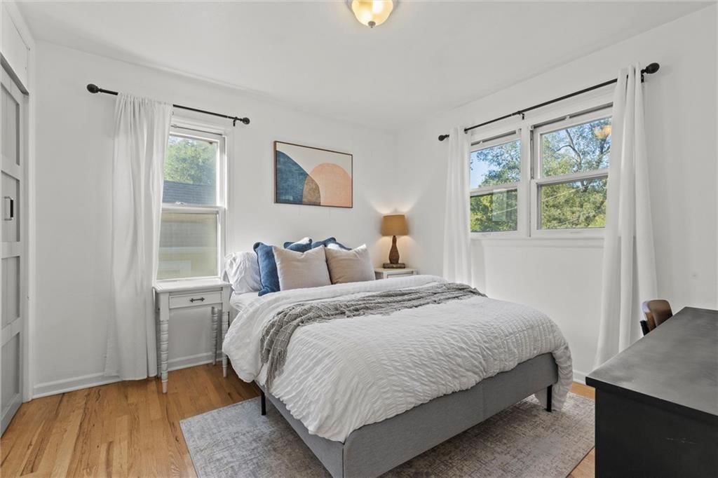 8334 Kenwood Avenue — photo 25