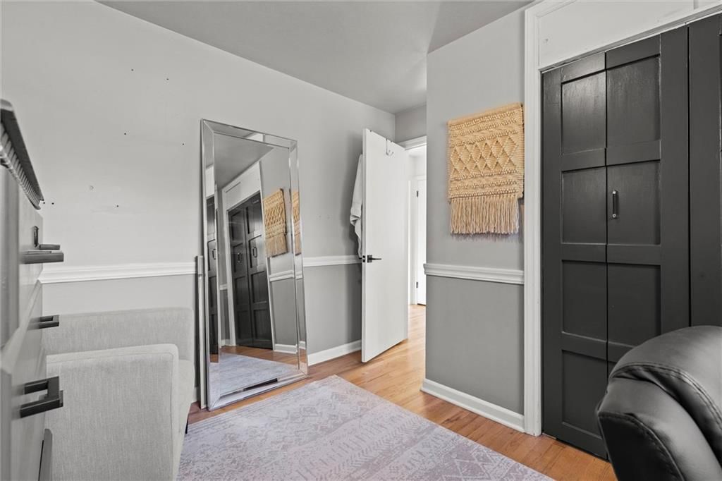 8334 Kenwood Avenue — photo 28