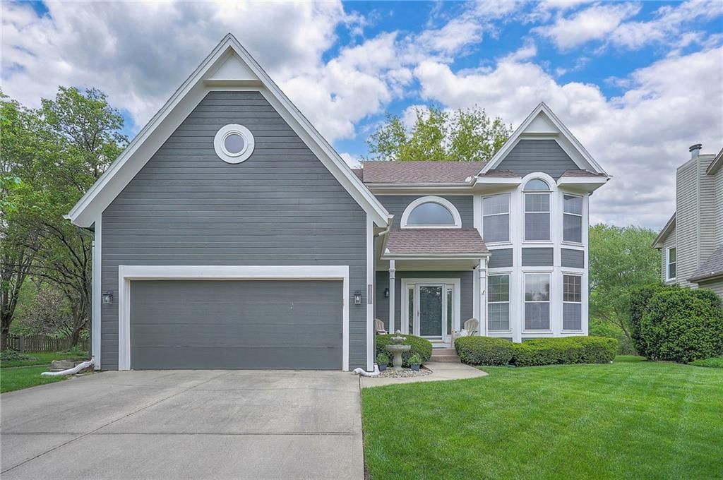 11212 W 117th Street, Overland Park, KS
