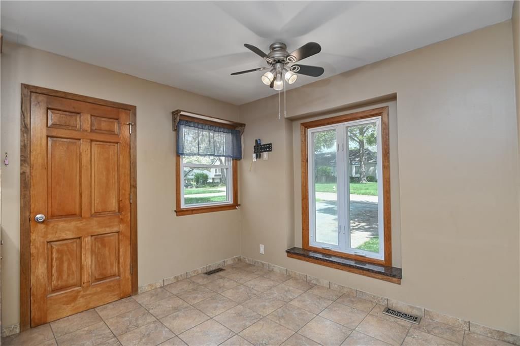 6302 N Askew Avenue — photo 16
