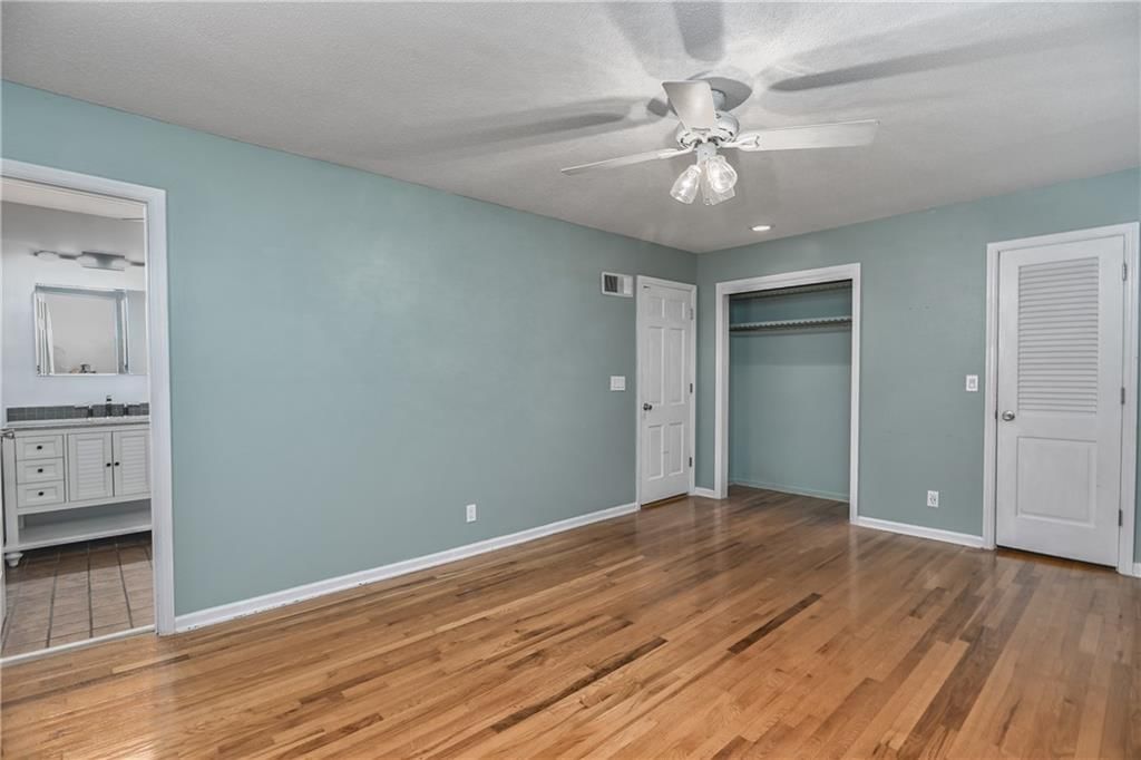6302 N Askew Avenue — photo 18