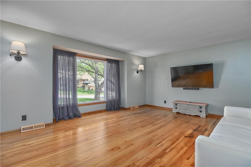 6302 N Askew Avenue — photo 4