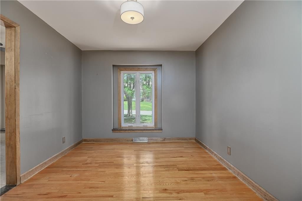 6302 N Askew Avenue — photo 8