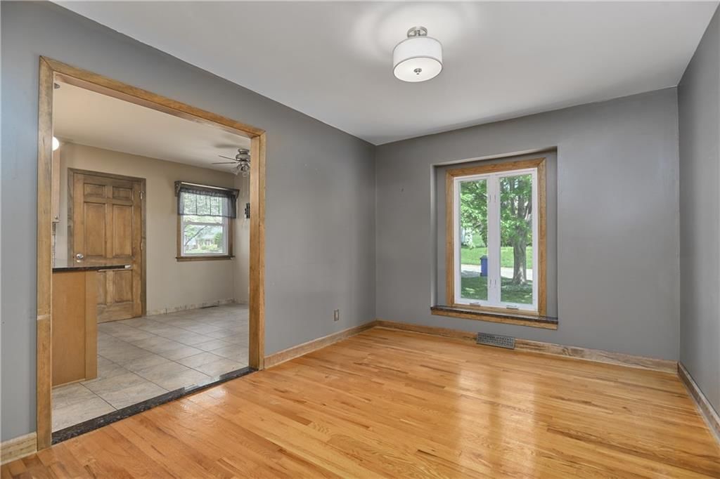 6302 N Askew Avenue — photo 9