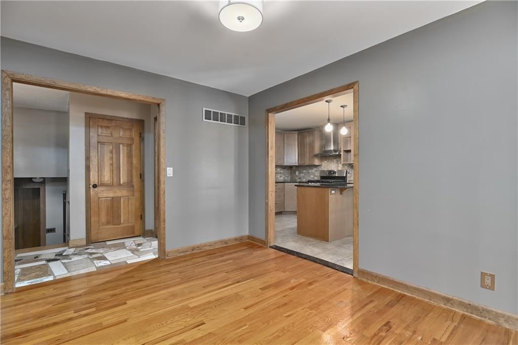 6302 N Askew Avenue — photo 10
