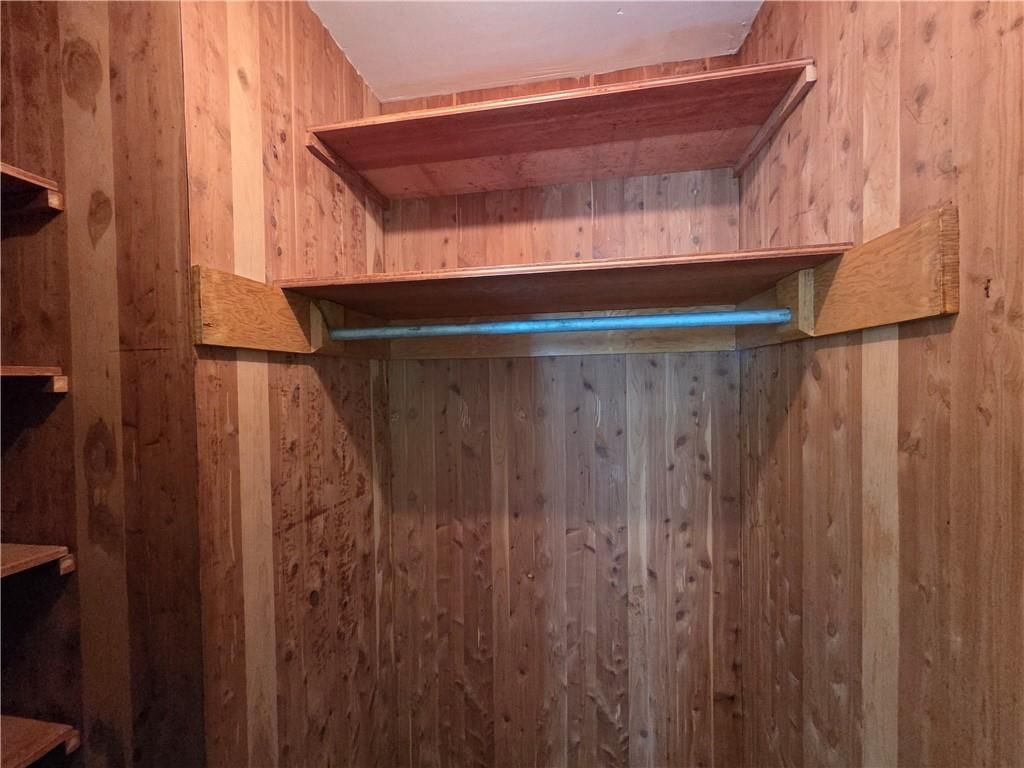 423 E 3rd Street — photo 13