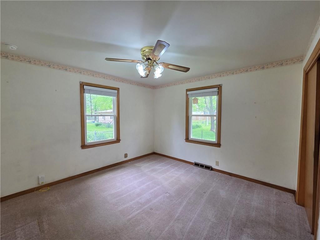 423 E 3rd Street — photo 15