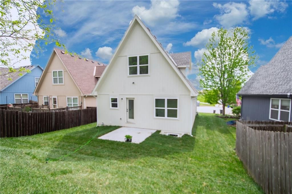 13728 Leigh Drive — photo 14