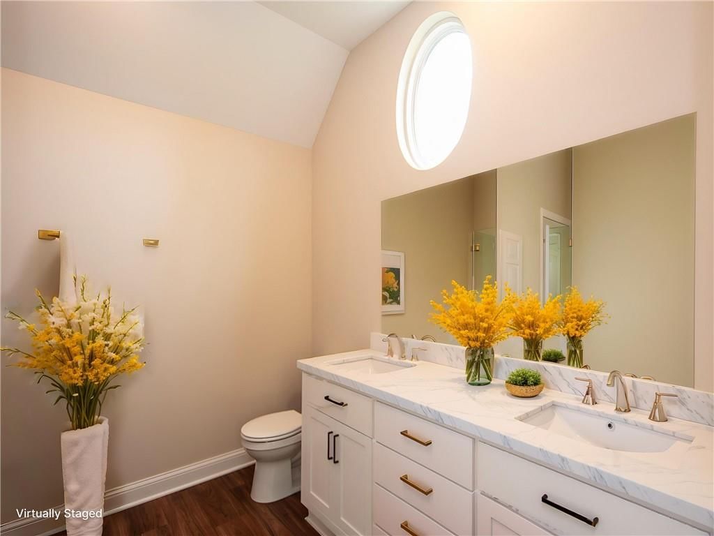 13728 Leigh Drive — photo 8