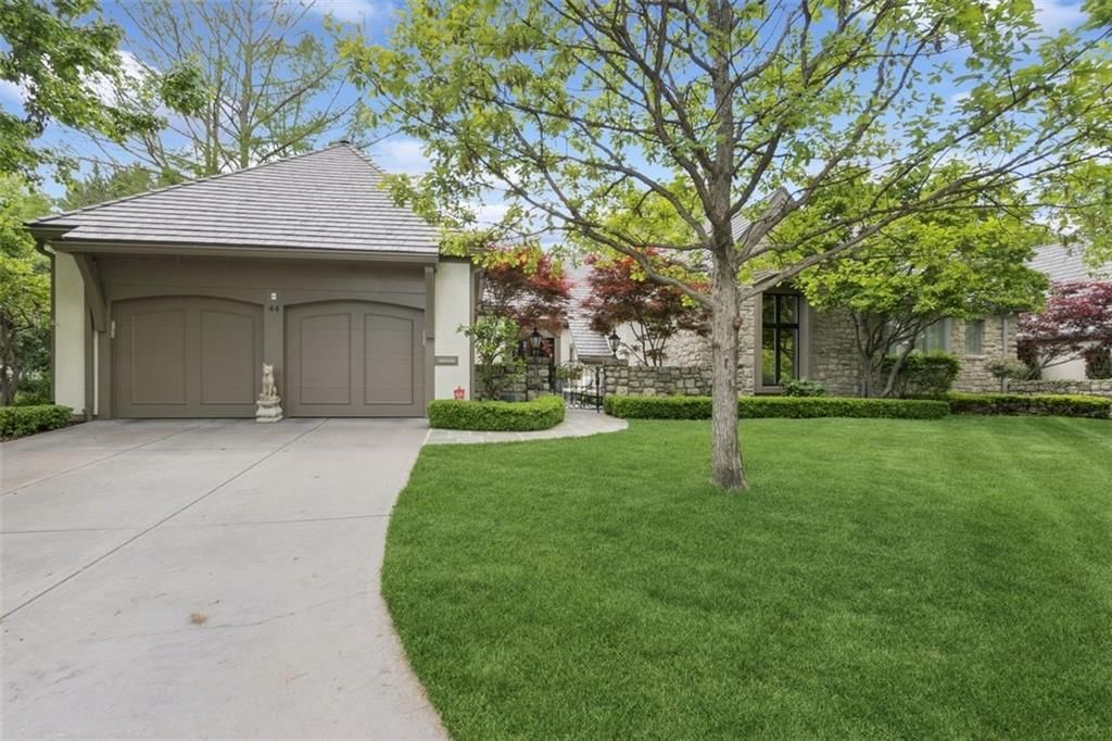 44 Coventry Court — photo 4