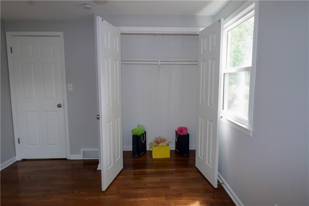 9805 Carter Drive — photo 14