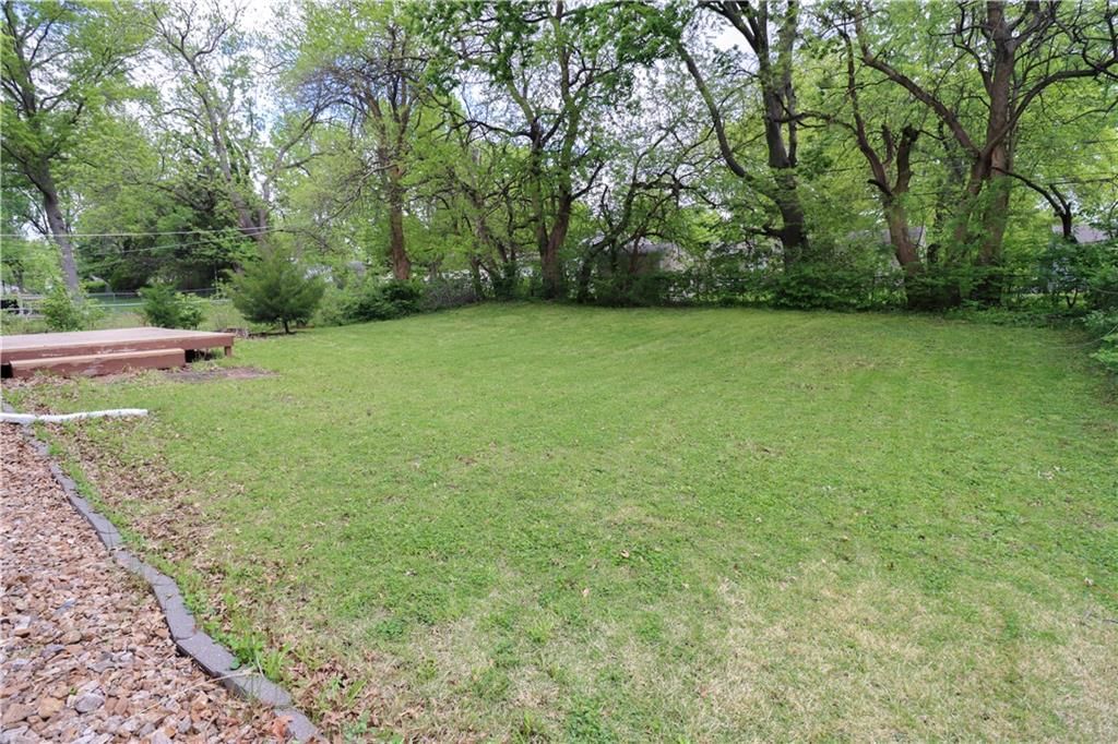 9805 Carter Drive — photo 32