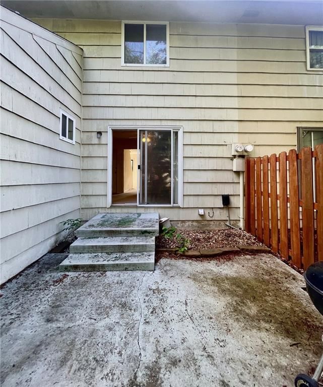 8304 Hemlock Street — photo 8