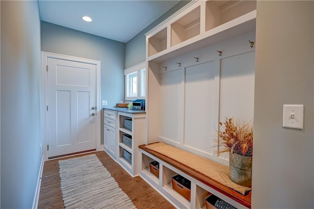 18 Black Hawk Drive — photo 36