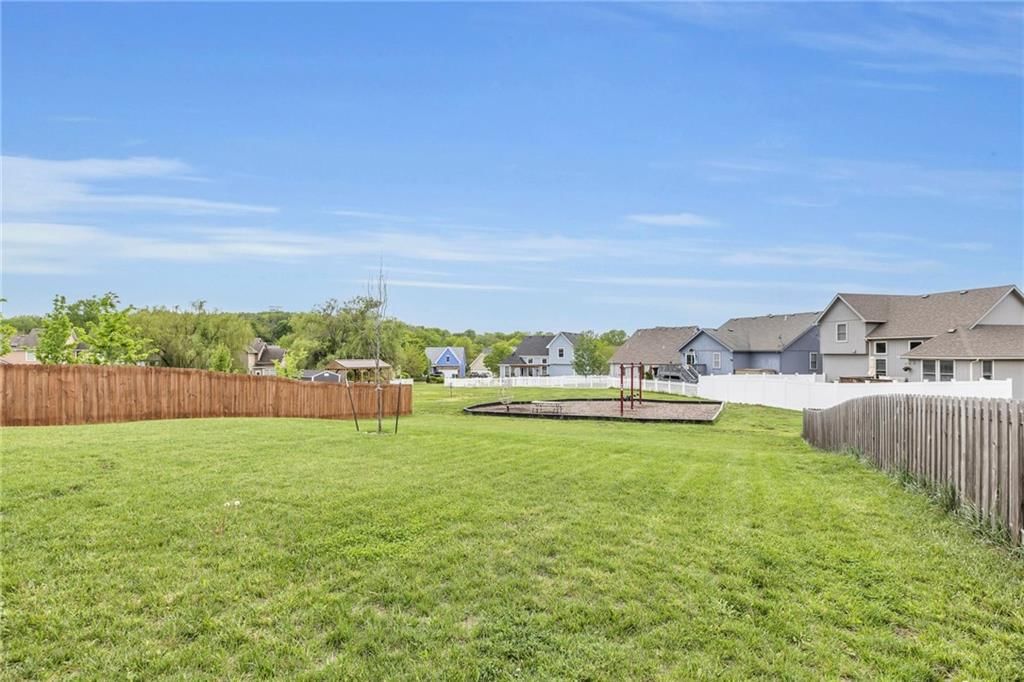 714 Roseberry Drive — photo 29