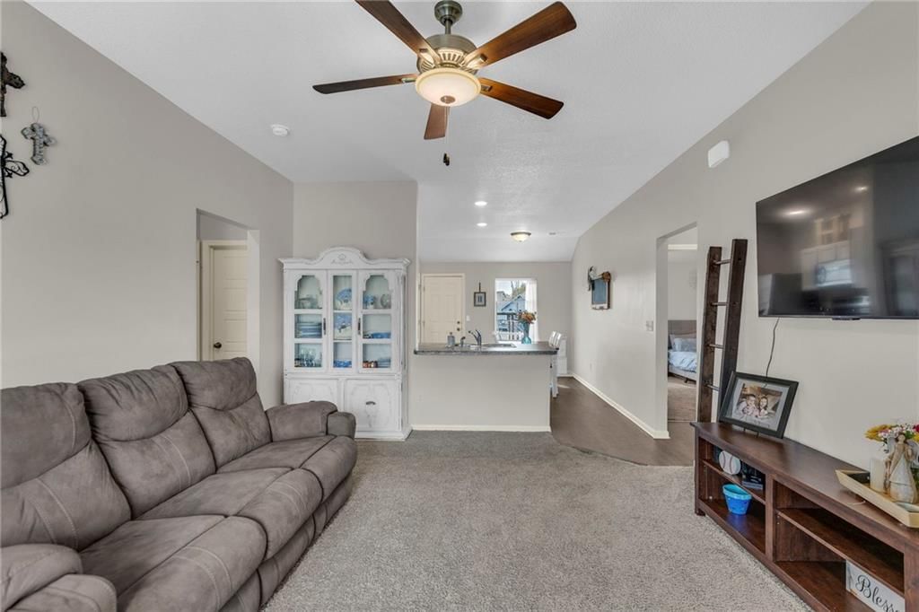714 Roseberry Drive — photo 7