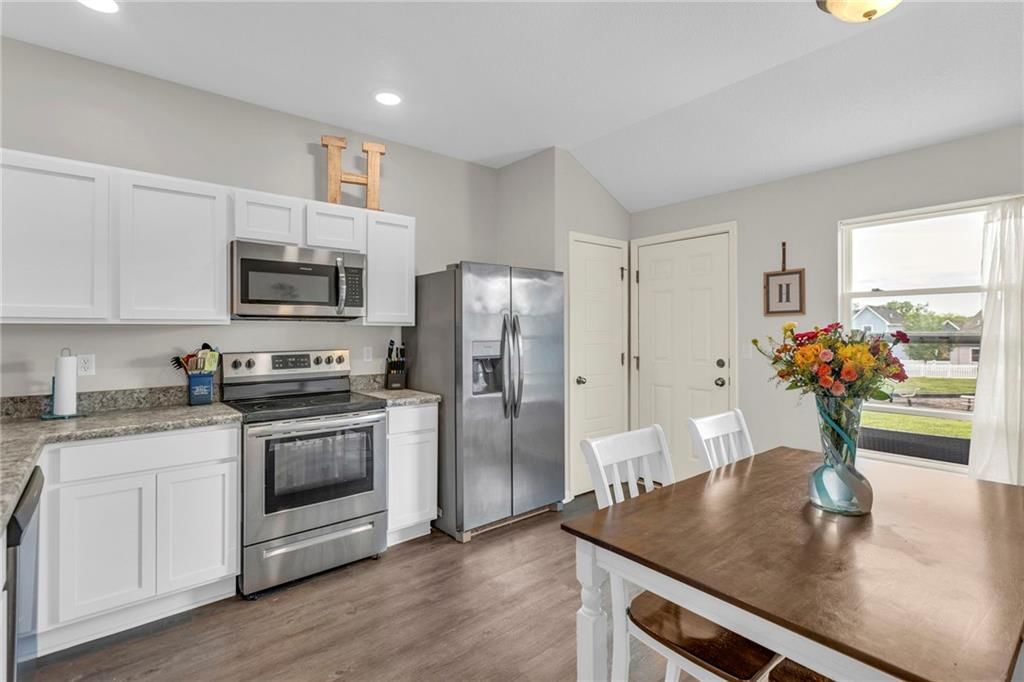 714 Roseberry Drive — photo 9