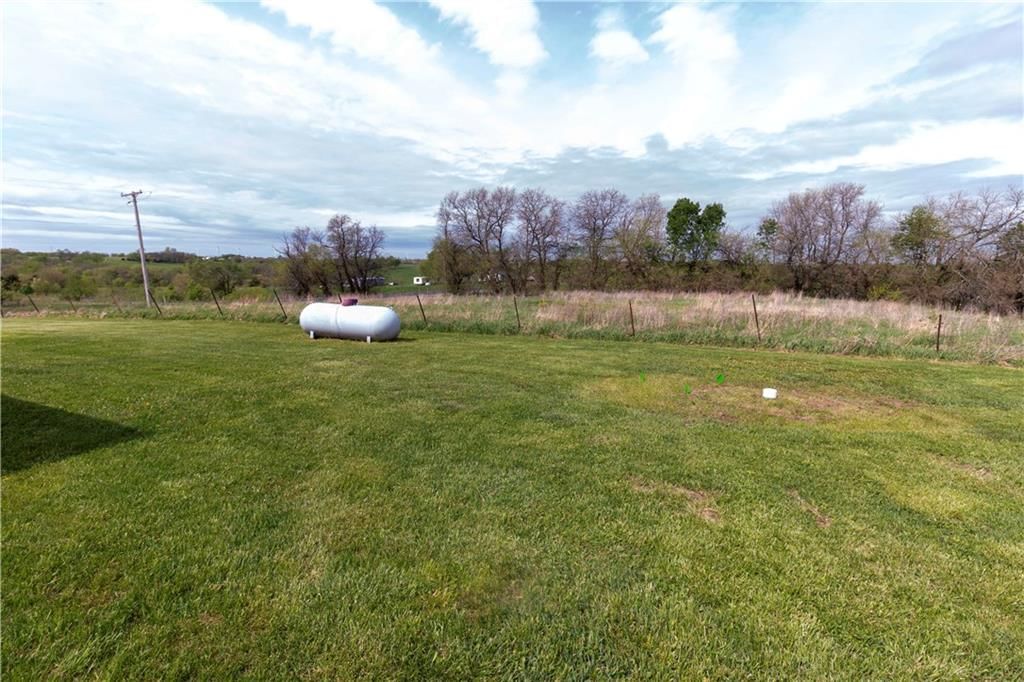 1441 W 6 Highway — photo 27
