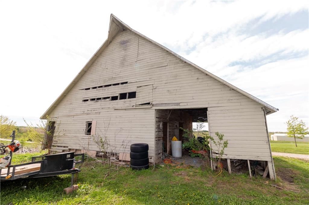 1441 W 6 Highway — photo 29