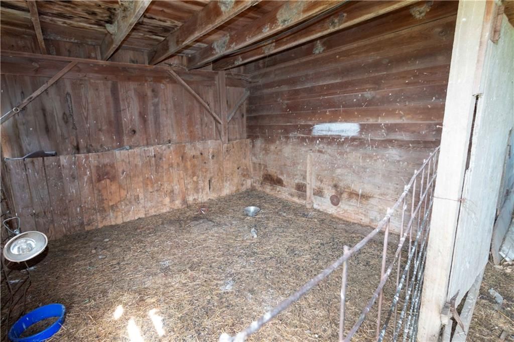 1441 W 6 Highway — photo 31