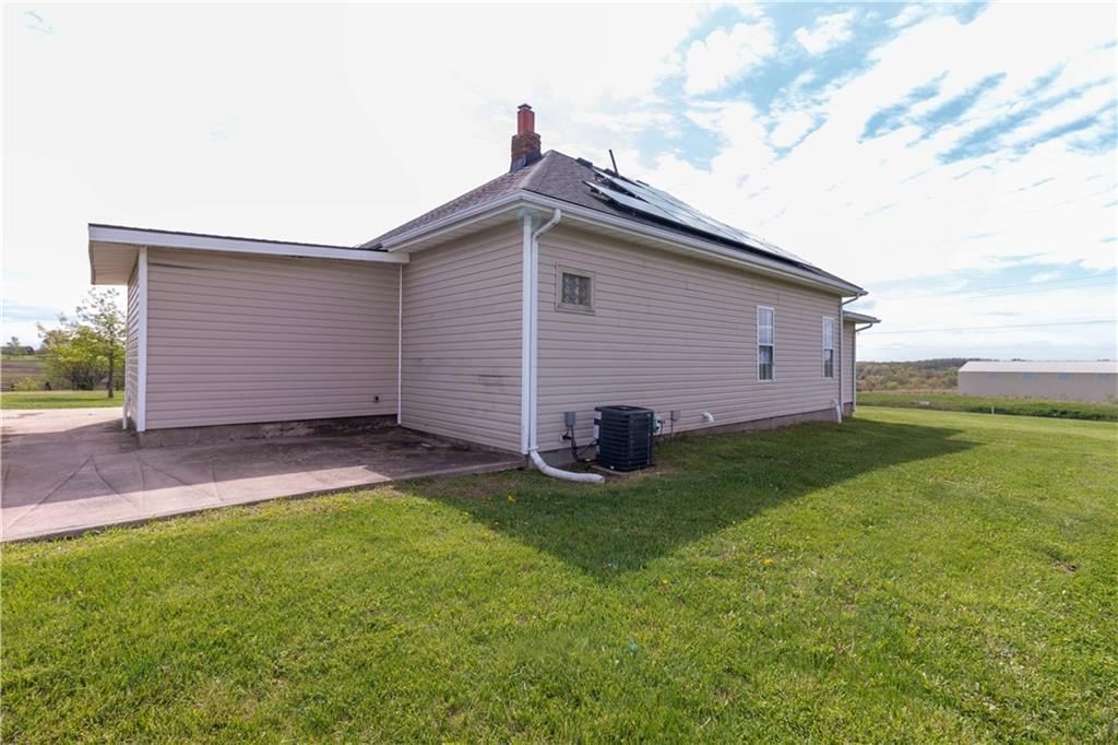 1441 W 6 Highway — photo 36
