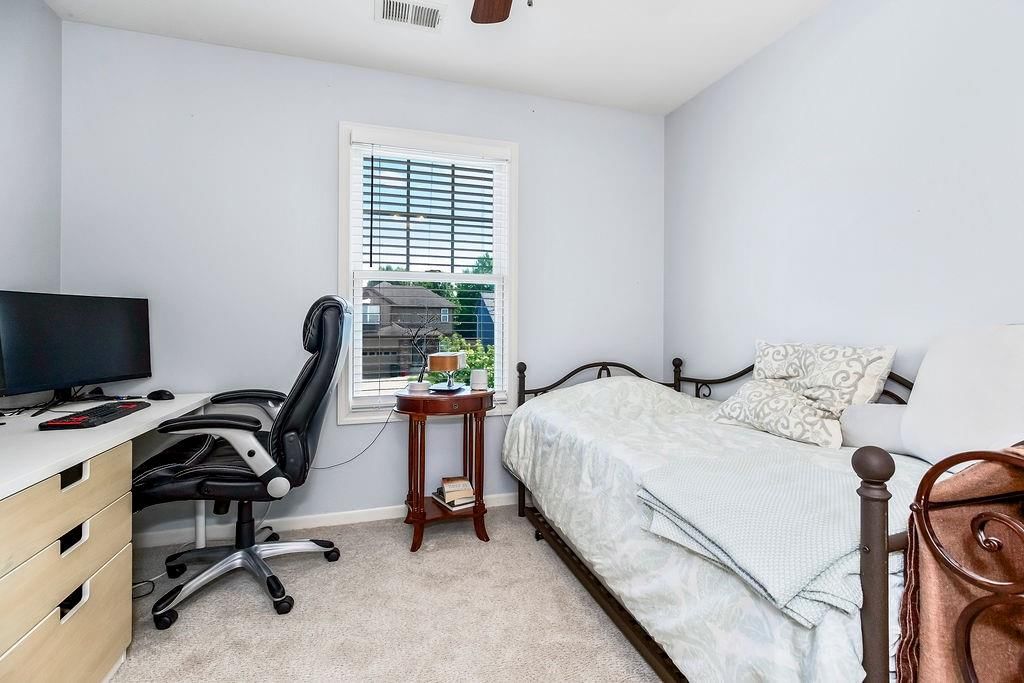 1024 Tamarisk Drive — photo 21
